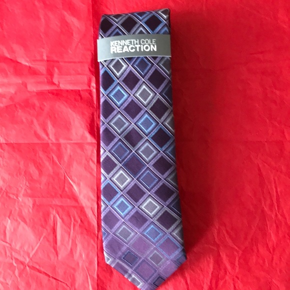NWT: Kenneth Cole Reaction silk tie - Picture 3 of 3